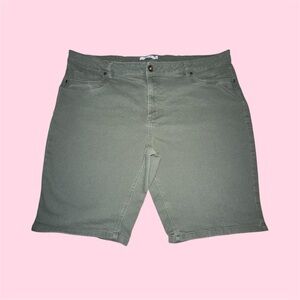 green cargo style shorts great for summer